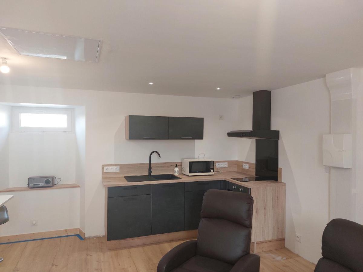 Appartement Plein Centre Broons Eksteriør bilde